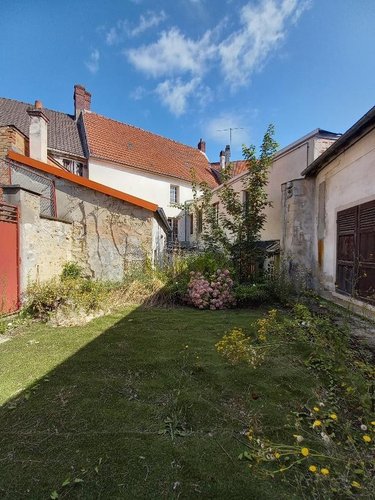 Immeuble a vendre Fère-en-Tardenois 02130 Aisne 500 m2  199000 euros