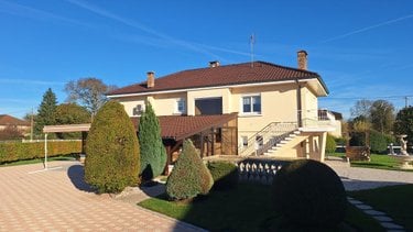 Maison a vendre Bâgé Dommartin 01380 Ain 206 m2 6 pièces 330000 euros
