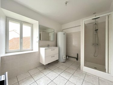 Location appartement Ville-Dommange 51390 Marne 99 m2  800 euros