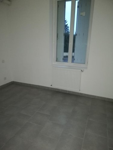 Location maison Villeperdue 37260 Indre-et-Loire 127 m2  850 euros