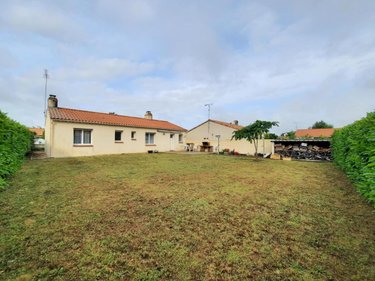 Location maison Challans 85300 Vendée 87 m2 3 pièces 930 euros