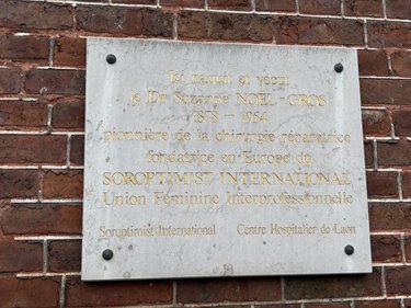 Immeuble a vendre Laon 02000 Aisne 1500 m2  700000 euros