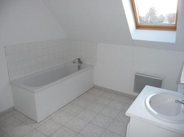 Location maison Houchin 62620 Pas-de-Calais 78 m2 4 pièces 795 euros