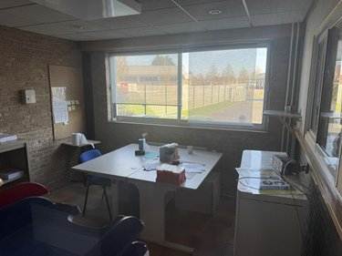 Location fonds et murs commerciaux Cambrai 59400 Nord 700 m2  4500 euros