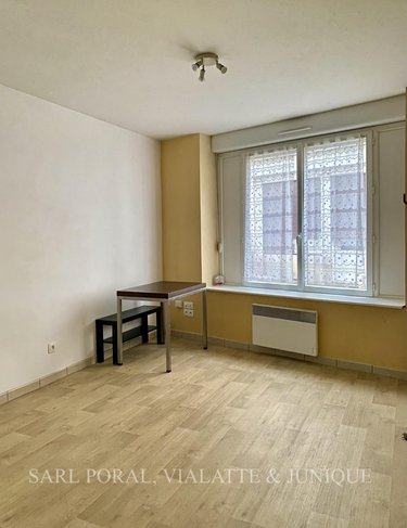 Location appartement Ambérieu-en-Bugey 01500 Ain 20 m2 1 pièce 440 euros