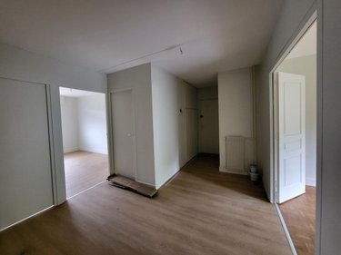 Fonds et murs commerciaux a vendre Reims 51100 Marne 73 m2  178000 euros