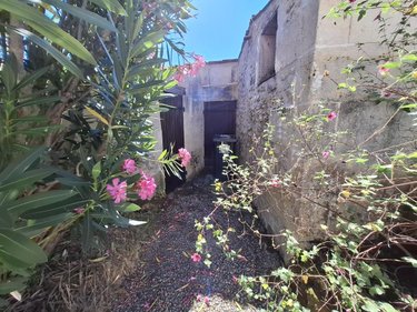 Maison a vendre Nieul-lès-Saintes 17810 Charente-Maritime 223 m2 7 pièces 375000 euros