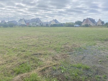 Terrain a batir a vendre Plomeur 29120 Finistère 702 m2  77000 euros