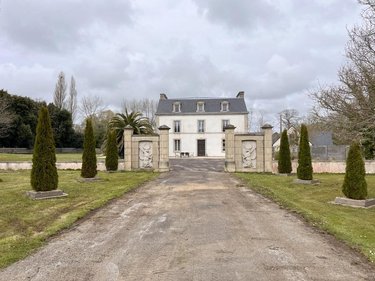 Maison a vendre Plomeur 29120 Finistère 858 m2  1295000 euros