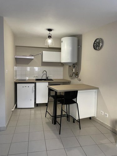Location appartement Chagny 71150 Saône-et-Loire 21 m2 1 pièce 356 euros