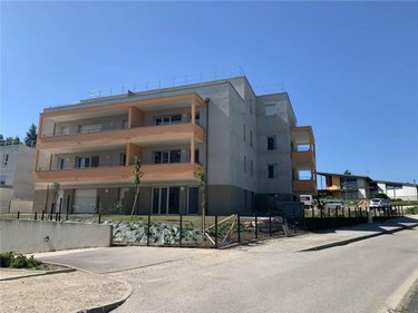Location appartement Saint-Denis-lès-Bourg 01000 Ain 81 m2 4 pièces 890 euros