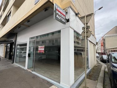 Fonds et murs commerciaux a vendre Lisieux 14100 Calvados 69 m2  115400 euros