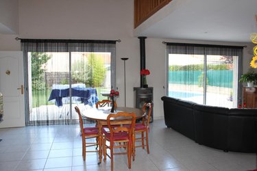 Maison a vendre La Séguinière 49280 Maine-et-Loire 140 m2 6 pièces 339375 euros