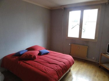 Location fonds et murs commerciaux Laval 53000 Mayenne 72 m2  820 euros