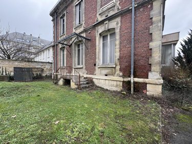 Immeuble a vendre Laon 02000 Aisne 1500 m2  700000 euros