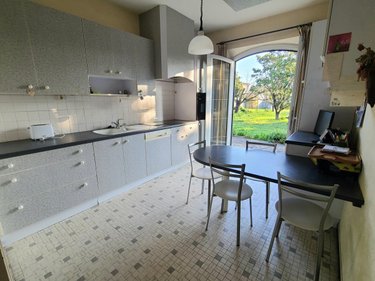 Maison a vendre Pierrelatte 26700 Drôme 256 m2 9 pièces 345000 euros
