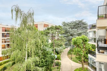 Appartement a vendre Le Chesnay-Rocquencourt 78150 Yvelines 52 m2  169600 euros