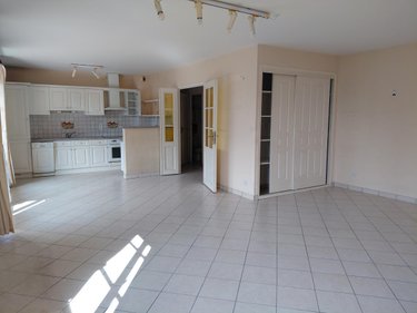 Appartement a vendre Mamers 72600 Sarthe 70 m2 2 pièces 96300 euros