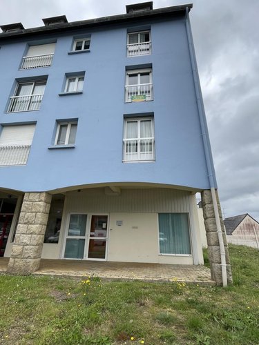 Fonds et murs commerciaux a vendre Paimpol 22500 Côtes-d'Armor 50 m2  177660 euros