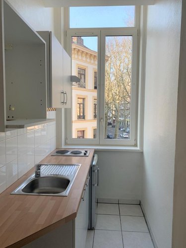 Location appartement Lille 59000 Nord 46 m2 2 pièces 722 euros