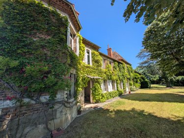 Maison a vendre Broût-Vernet 03110 Allier 365 m2 13 pièces 345840 euros