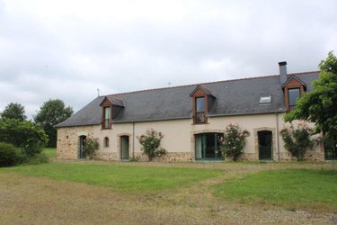 Maison a vendre Brains-sur-les-Marches 53350 Mayenne 577 m2 15 pièces 837777 euros