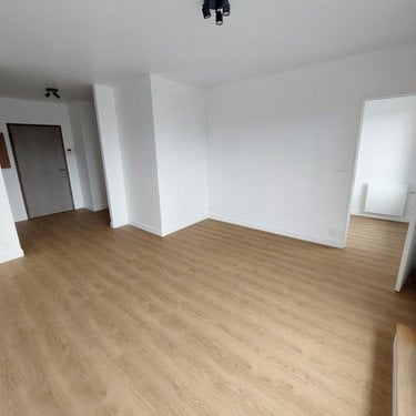 Location appartement Reims 51100 Marne 54 m2 2 pièces 725 euros