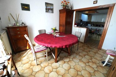 Maison a vendre Sablé-sur-Sarthe 72300 Sarthe 70 m2 5 pièces 137800 euros