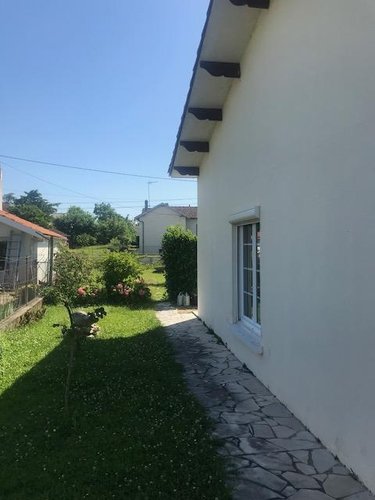 Maison a vendre Saintes 17100 Charente-Maritime 132 m2 5 pièces 246280 euros