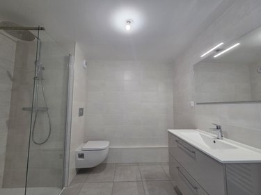 Location appartement Bezannes 51430 Marne 30 m2 1 pièce 590 euros