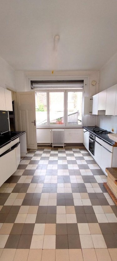 Location appartement Cambrai 59400 Nord 130 m2  765 euros