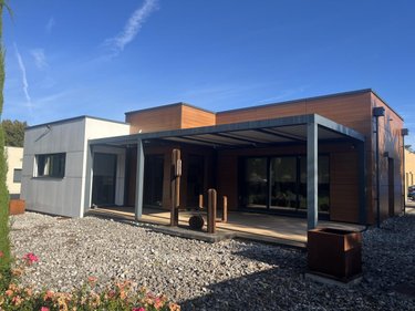 Fonds et murs commerciaux a vendre Dole 39100 Jura 280 m2  800000 euros