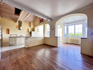 Fonds et murs commerciaux a vendre Sainte-Maure-de-Touraine 37800 Indre-et-Loire 180 m2  235500 euros