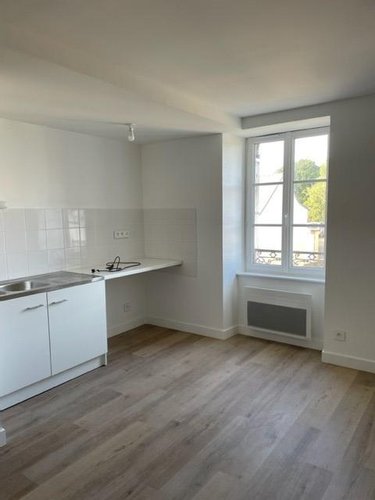 Immeuble a vendre Longuenée-en-Anjou 49770 Maine-et-Loire 397 m2  681200 euros