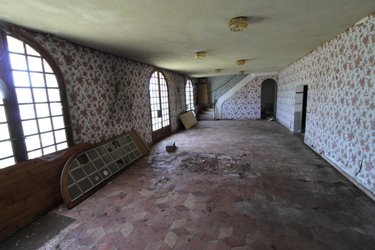 Maison a vendre Le Douhet 17100 Charente-Maritime 398 m2 15 pièces 120000 euros