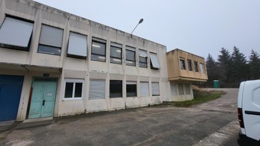 Immeuble a vendre Grand-Charmont 25200 Doubs 1412 m2  190000 euros