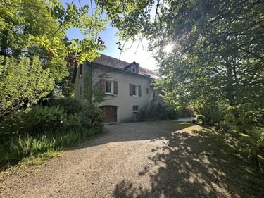 Maison a vendre Pradines 46090 Lot 185 m2 9 pièces 350000 euros