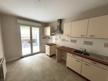Location appartement Laval 53000 Mayenne 71 m2 3 pièces 820 euros