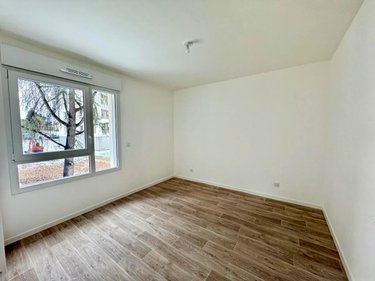 Location appartement Angers 49000 Maine-et-Loire 39 m2 2 pièces 683 euros