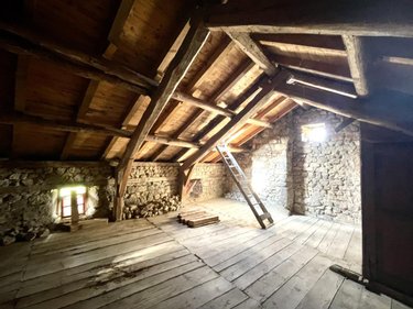 Maison a vendre Rimeize 48200 Lozère 398 m2 9 pièces 109000 euros