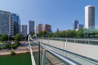 Appartement a vendre Puteaux 92800 Hauts-de-Seine 99 m2 4 pièces 747000 euros