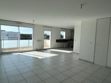 Appartement a vendre Lanester 56600 Morbihan 90 m2 5 pièces 270584 euros