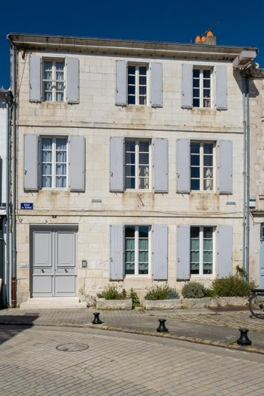 Maison a vendre La Flotte 17630 Charente-Maritime 420 m2 10 pièces 2794000 euros
