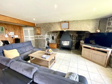 Fonds et murs commerciaux a vendre Lajo 48120 Lozère 342 m2  850000 euros