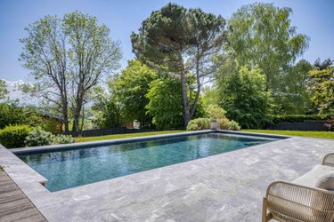 Maison a vendre Sauverny 01220 Ain 590 m2 8 pièces 1990000 euros