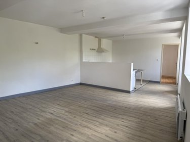 Immeuble a vendre Chemillé-en-Anjou 49120 Maine-et-Loire 146 m2  125760 euros