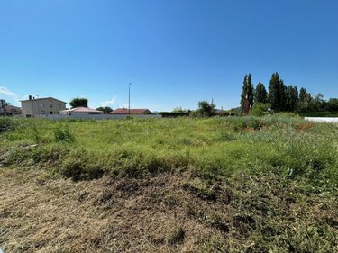 Terrain a batir a vendre Vertaizon 63910 Puy-de-Dôme 875 m2  72000 euros