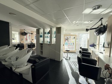 Fonds et murs commerciaux a vendre Saint-Vaast-la-Hougue 50550 Manche 80 m2  106000 euros