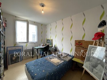 Immeuble a vendre Ambérieu-en-Bugey 01500 Ain 230 m2  400000 euros