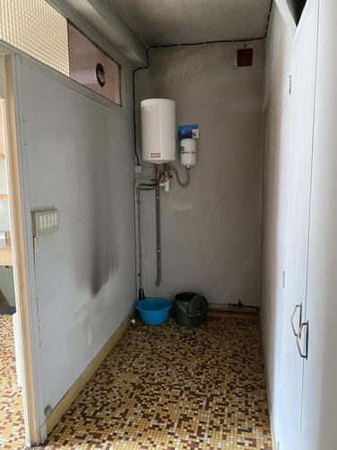 Fonds et murs commerciaux a vendre Vire-Normandie 14500 Calvados 21 m2  13000 euros